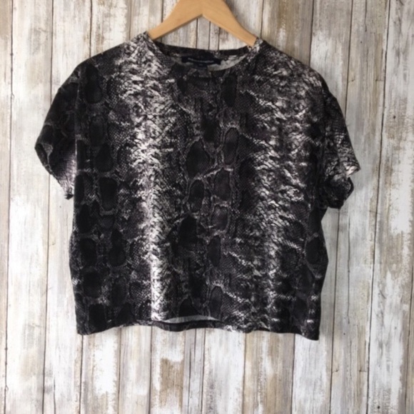 French Connection Snake Skin Crop Tee - Picture 1 of 4